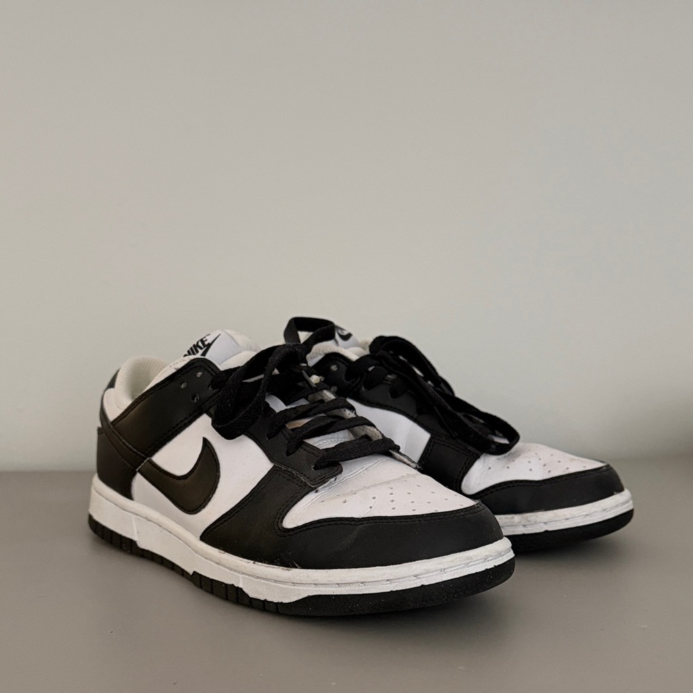 Nike Dunk Low Retro women’s 8 white black panda